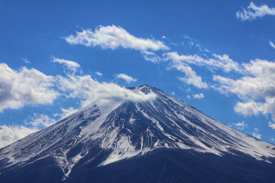 富士山旅游登顶只限7月至9月初,新宿大巴2.5小时